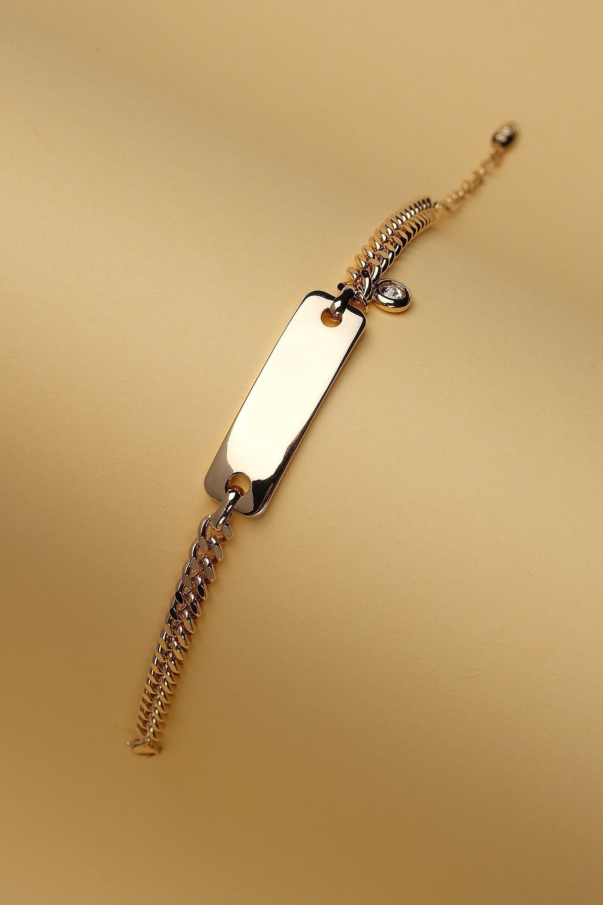 Çelik Bileklik İsimli Bileklik Taşlı Bileklik Kadın Bileklik